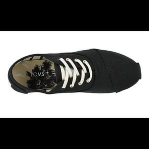 Toms Black Canvas shoes 7.5